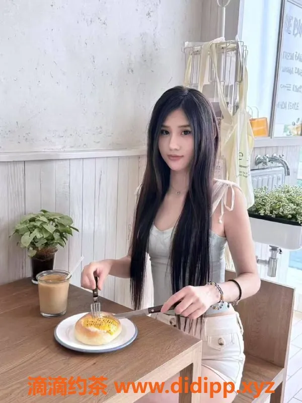 常州楼凤-常州萌萌，23岁169cm，97斤清纯小姐