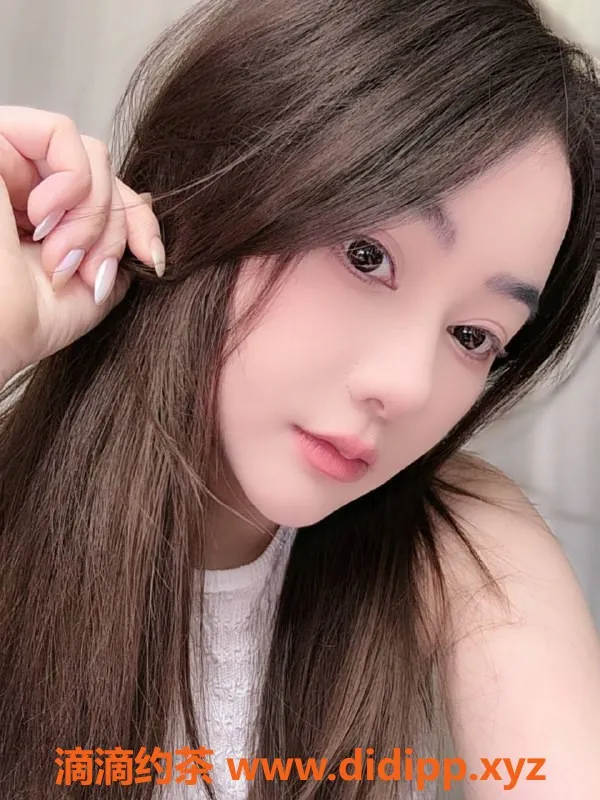 广州楼凤-广州番禺卡卡，800元体验御姐魅力