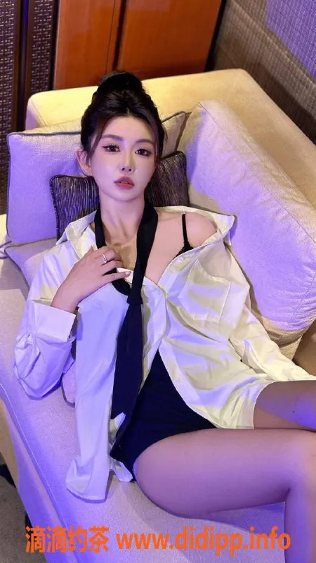 广州楼凤-广州天河小可乐，900元超值体验