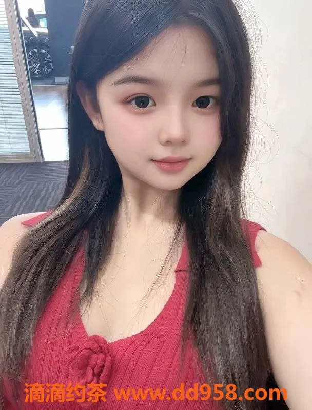 成都楼凤-成华区18岁瑶妹165cm 45kg 顶级清冷型嫩妹