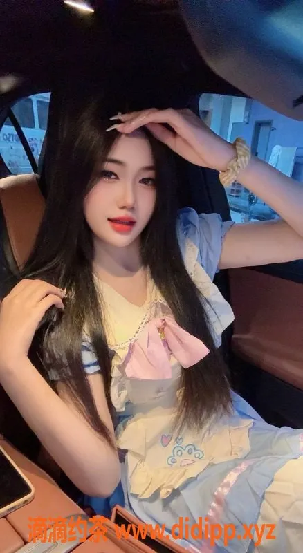 深圳楼凤-福田嫩妹萌萌，850元制服服务等你来体验！