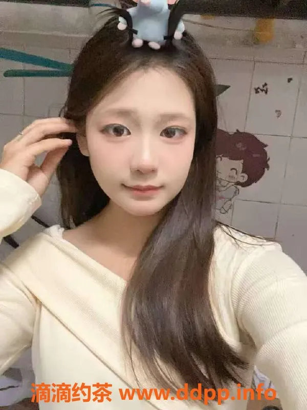 深圳楼凤-深圳龙岗米乐，600元无套服务，嫩妹陪洗