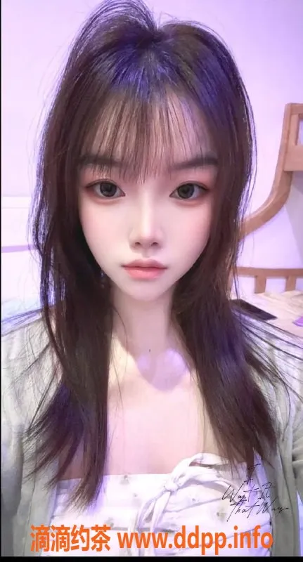 扬州楼凤-泰州海陵 露露 颜值9.2 身材9.39 超高性价比