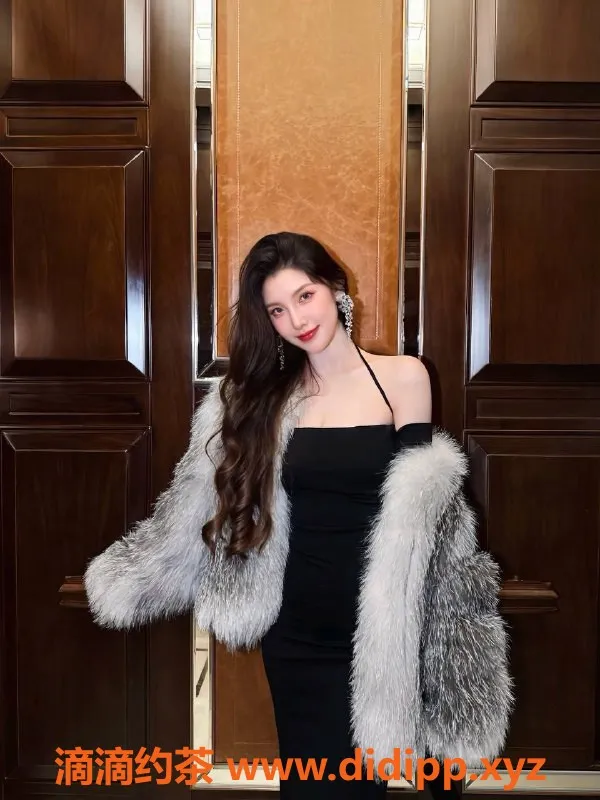 深圳楼凤-福田26岁高挑美女由纪雪子 173cm 50kg