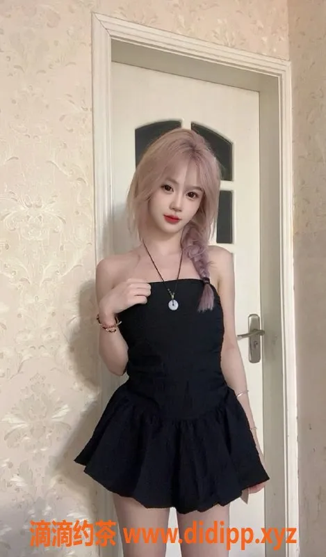 深圳抓龙筋-深圳美乐蒂 05后高颜值嫩妹抓龙筋