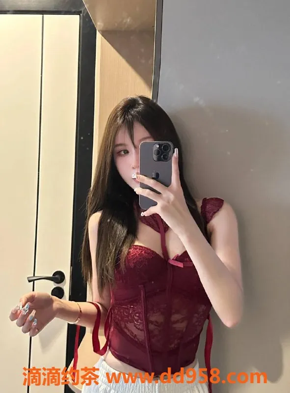 广州楼凤资源信息,天河区小怡，165C罩杯，甜美嫩妹等你来享受