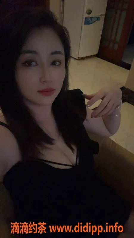 深圳楼凤-南山芊芊，极品F胸，600元50分钟！