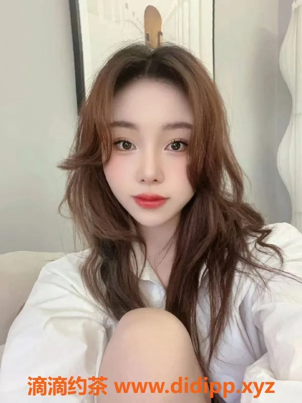 上海楼凤-上海南方女孩小奶酪，165cm天然36C，超甜体验