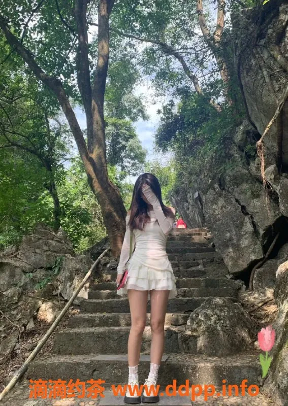 温州楼凤-乐清小昭：165cm温柔甜美邻家女孩，700元45分钟