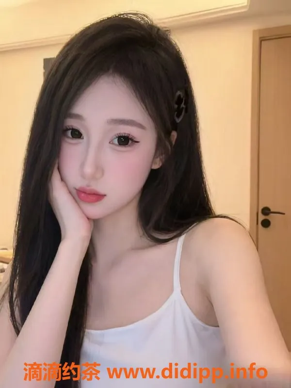 兰州楼凤-城关萌萌，特价共浴推拿服务，95斤性感尤物