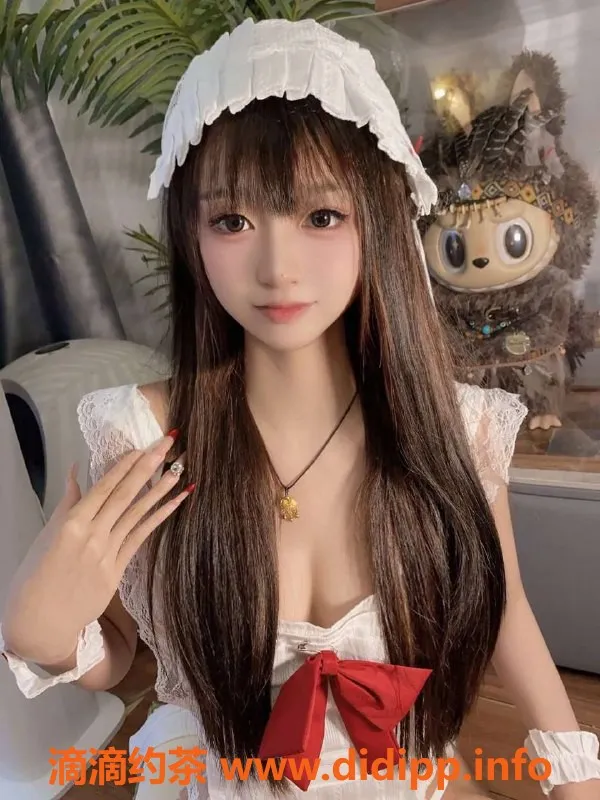 深圳楼凤-南山欢欢，身材火辣，课程1000P起