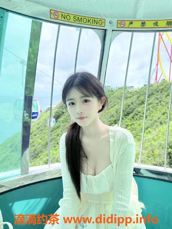 深圳楼凤-南山柚柚，1600元纯欲嫩妹，丝袜制服服务