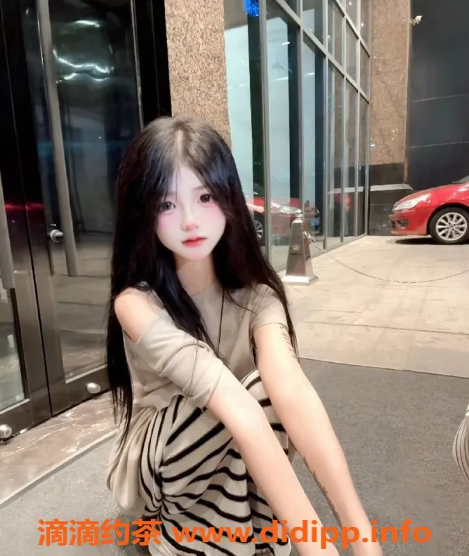 中山楼凤-古镇14位优质服务，800快餐只需1000！