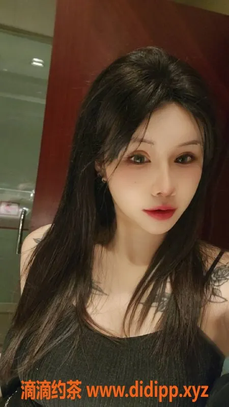 深圳楼凤资源信息,罗湖嫩妹星月，800元享多重服务