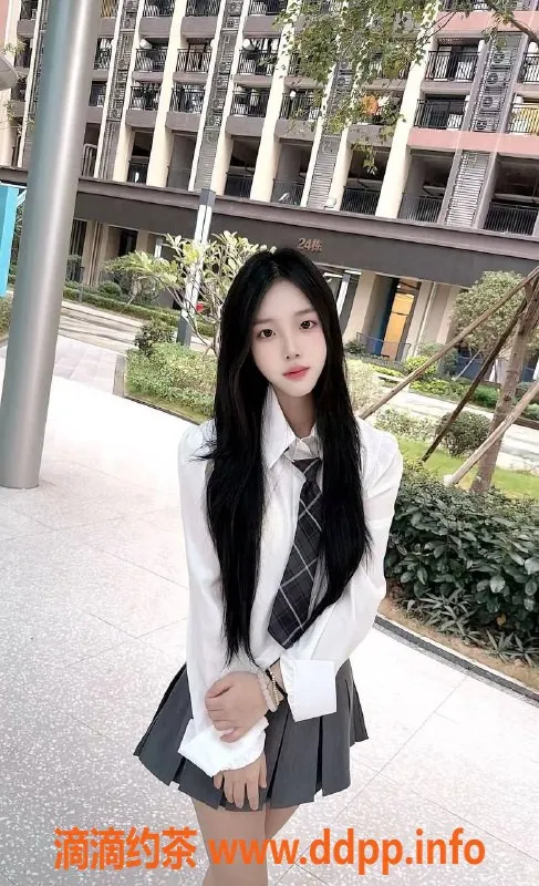 广州楼凤-白云金沙洲依依，800元嫩妹服务