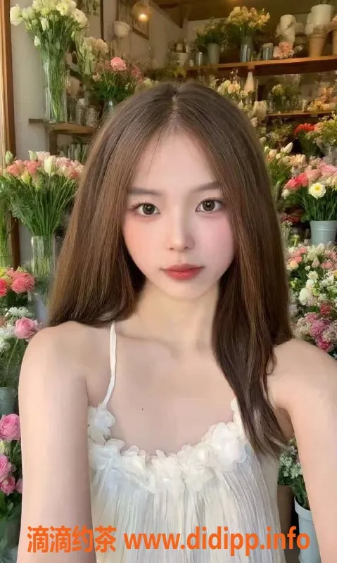 成都楼凤-成华区小雨，颜值与服务满分，优惠无