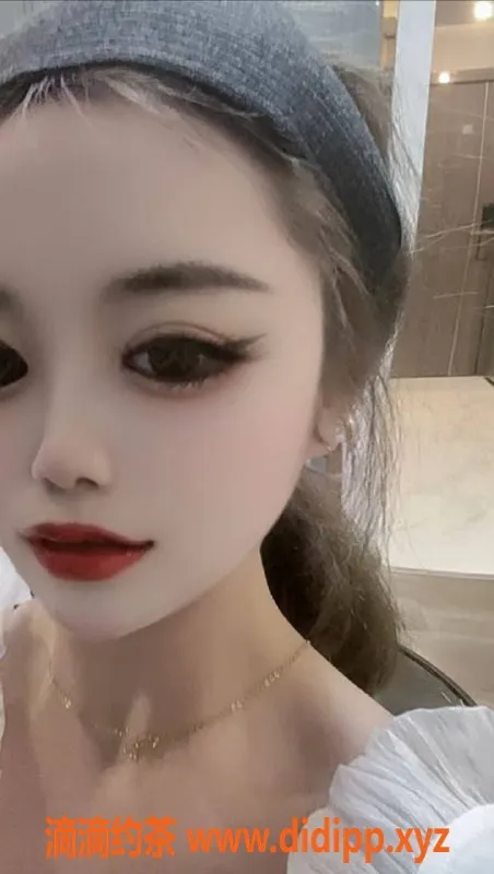 深圳楼凤-罗湖可可，700元享鸳鸯浴与69服务