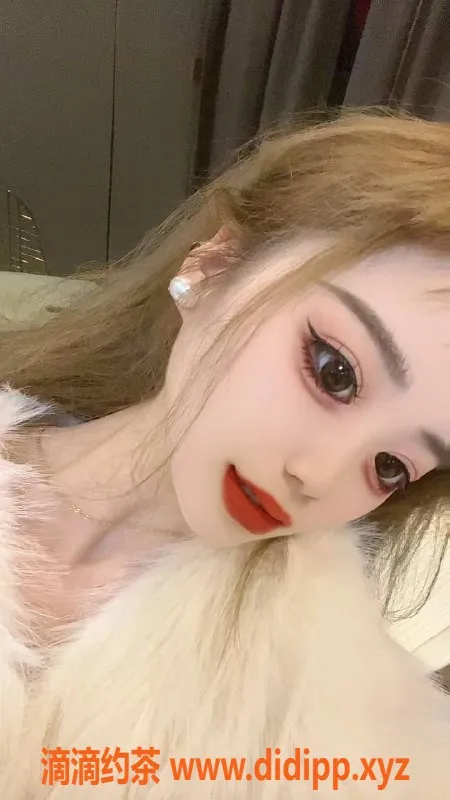 深圳楼凤-罗湖可可，700元享鸳鸯浴与69服务