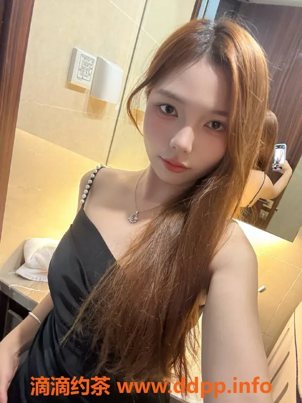 深圳楼凤-深圳小天鹅，1600pp调情陪浴体验