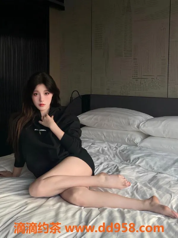 广州楼凤-海珠区22岁琪琪，161cm，34C，首次兼职