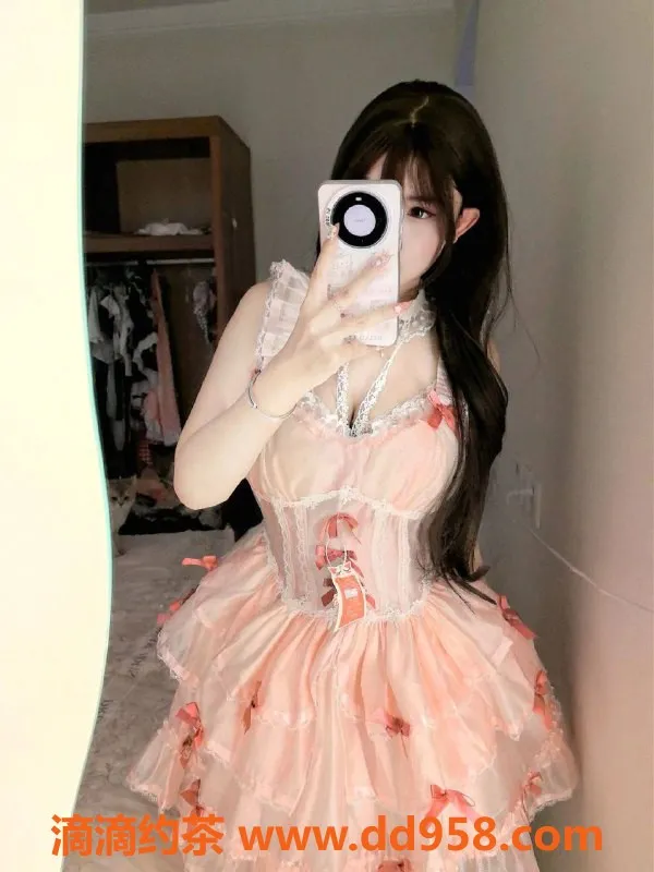 广州楼凤-广州天河小葡萄，服务超赞只需2000起！