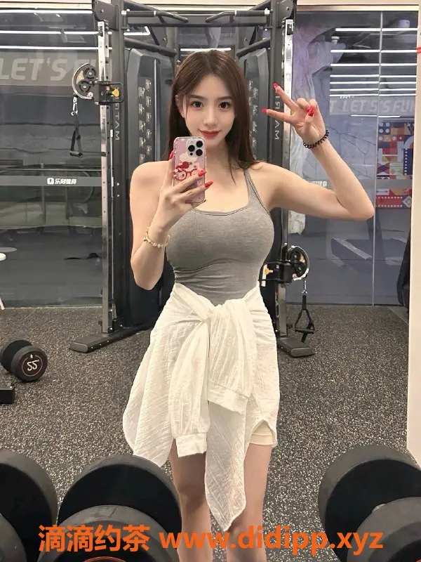 深圳楼凤-龙华区嫩姐小奶糖，1300元起，绝对享受！