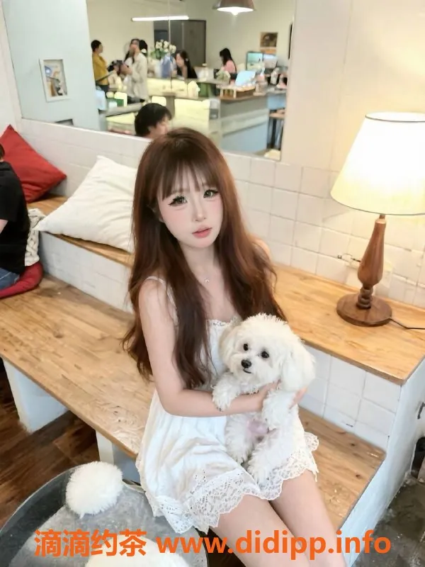 扬州楼凤-扬州邗江冰冰，18岁萌妹身材在线