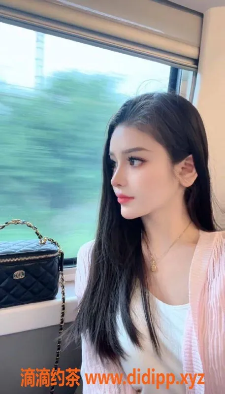 广州楼凤-广州天河水蜜桃，800元初体验，1500元双人欢愉