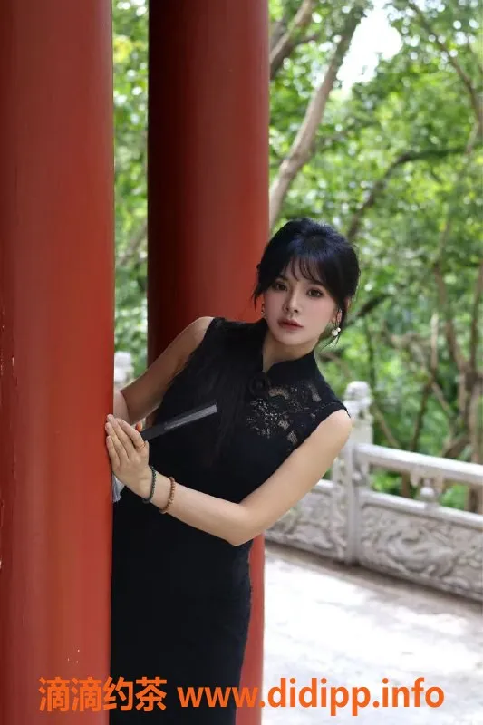 深圳楼凤-龙华晨晨，1000元鸳鸯浴等多项服务