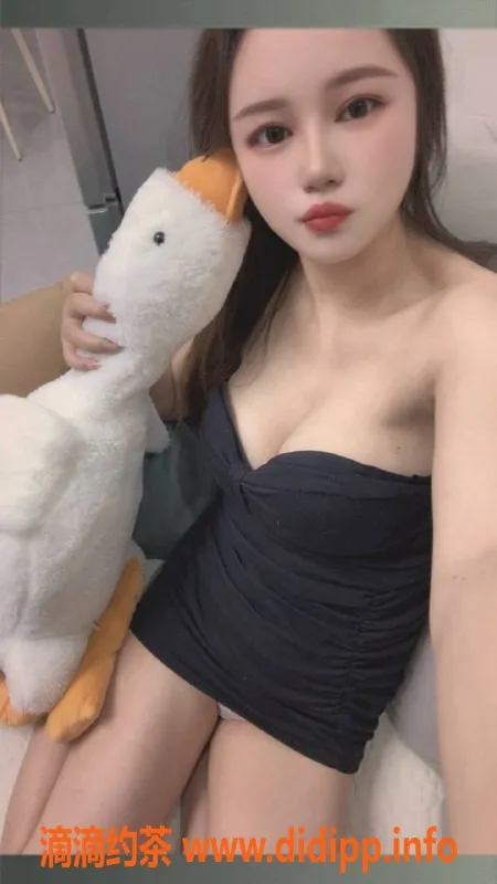 扬州楼凤资源信息,泰州海陵灵灵，颜值高身材美，服务超赞