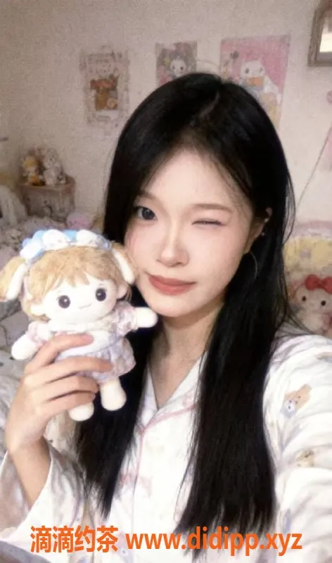 深圳楼凤-福田嫩妹允儿，1000p体验，快来约！