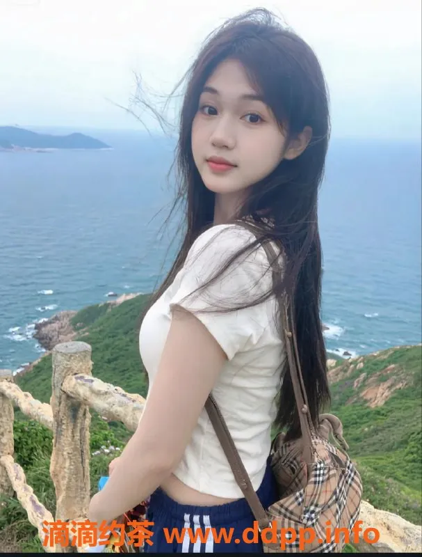 深圳楼凤资源信息,龙岗宝儿 大胸嫩妹 身高不详 服务2000p起