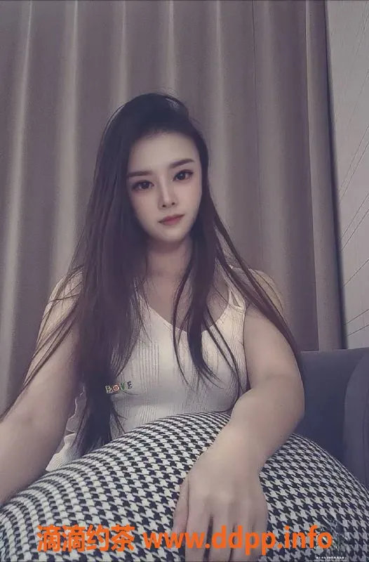 北京楼凤资源信息,朝阳亮马桥啊奇，26岁，166cm，95斤，茶费1K