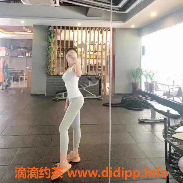 广州楼凤-广州黄埔梦夏，24岁163cm，36C奉上完美服务