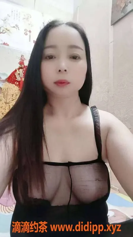 广州楼凤-天河萍萍：36岁大波水多可三通