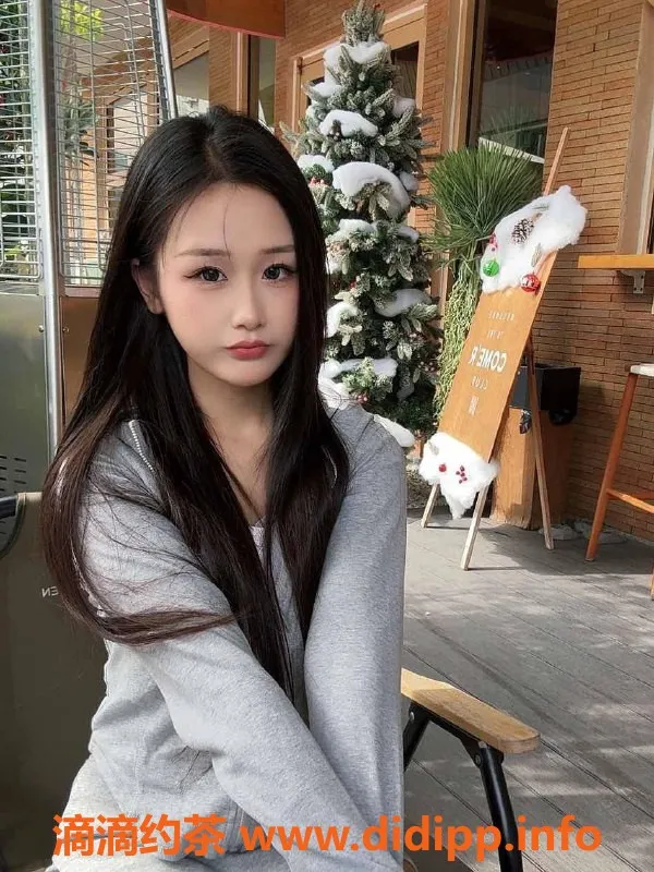 深圳楼凤-南山嫩妹兔兔，服务多样，800起