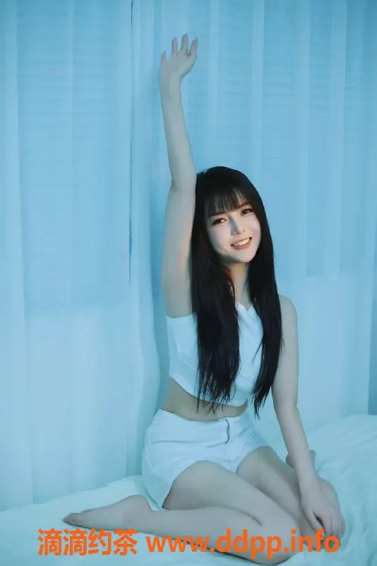 深圳楼凤-南山御姐贝贝，身高165，P1200舌吻服务