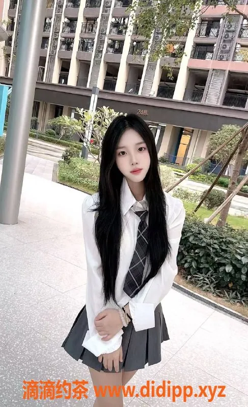 广州楼凤-白云金沙洲依依，800元嫩妹服务