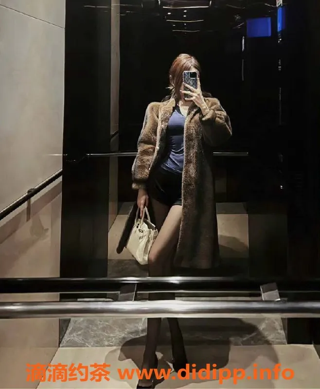 武汉外围-武汉高端外围杰克，妹子多多，随时更新