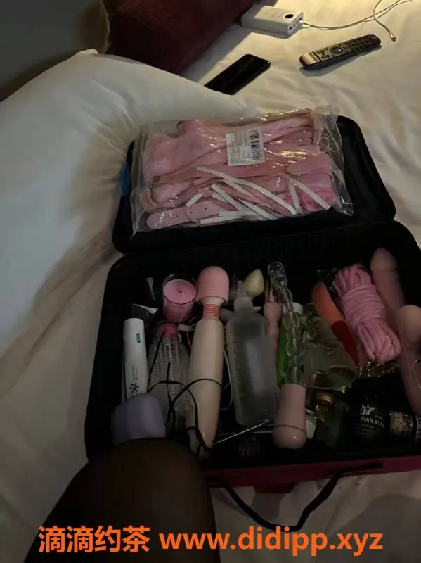 南通楼凤-南通甜美可爱女友佳琪，163cm，90斤，价格P800