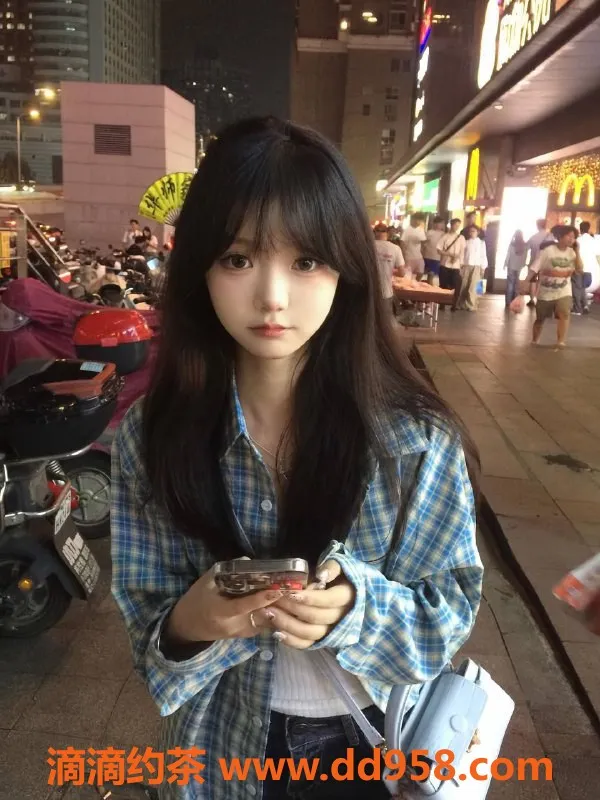 深圳上门服务-乔妹 164cm 96斤 C+ 乖巧听话，服务优质