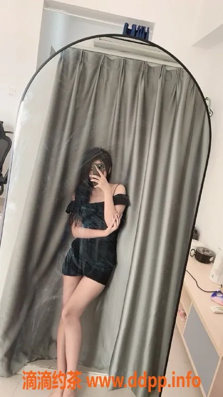 深圳楼凤-梦星，龙岗坂田，1000元，私聊约妹交流