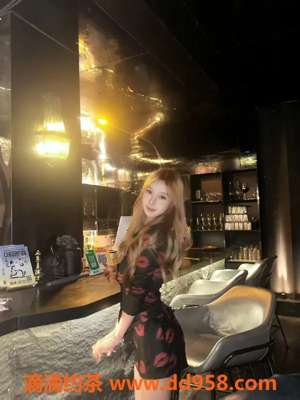 常州楼凤-常州23岁冰冰，身高167，价格8起