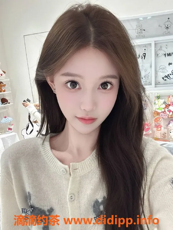 深圳楼凤-福田嫩妹诗诗，1300元体验双向服务