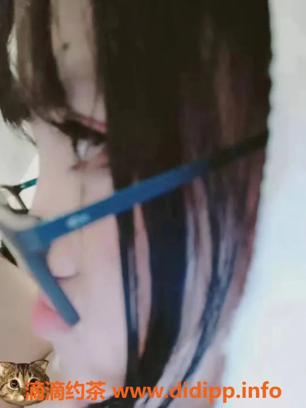 北京楼凤-嫩妹萝莉内衣批发 李娇娇 磁器口特价