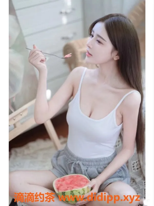 东莞楼凤资源信息,东莞嫩妹薇薇，高挑胸大，服务超赞！