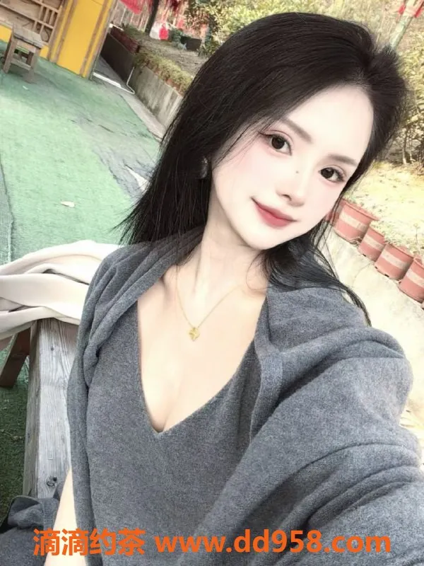 无锡上门服务-小点点—上门区高颜值美女，陪浴服务仅需1100P