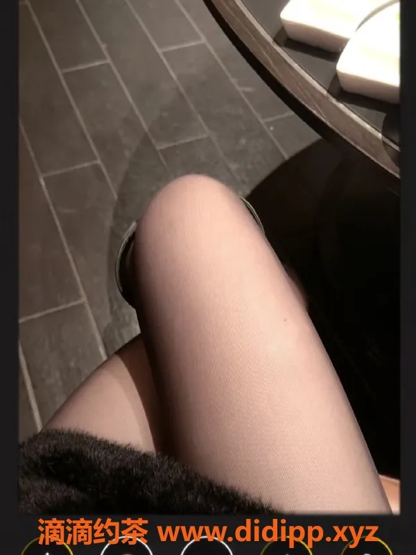 无锡楼凤-新吴区小喵，168cm高颜值美眉，1200元入门