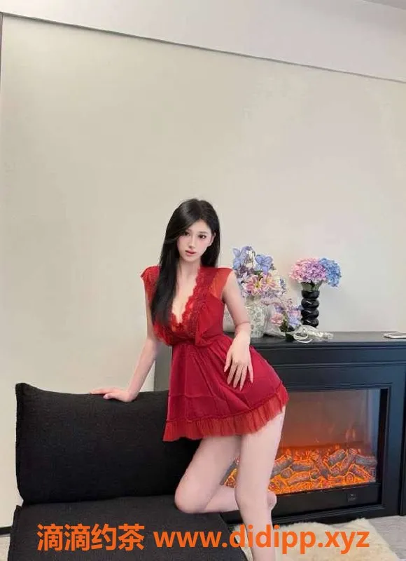 深圳楼凤-福田瑶瑶，1600P激情69舌吻体验