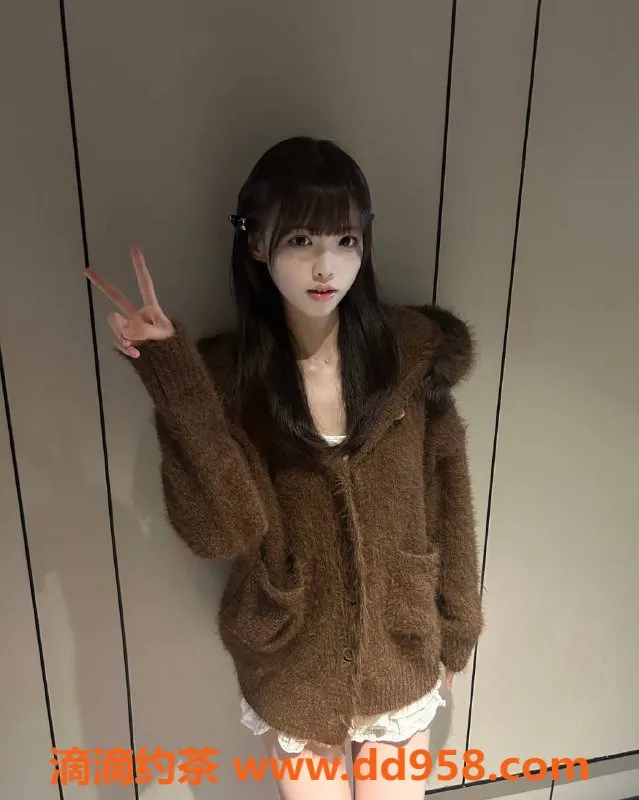 深圳楼凤-南山呆萌学妹，164cm身材，1400起价